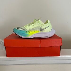 Brand New! Nike Women's ZoomX VaporFly 2
